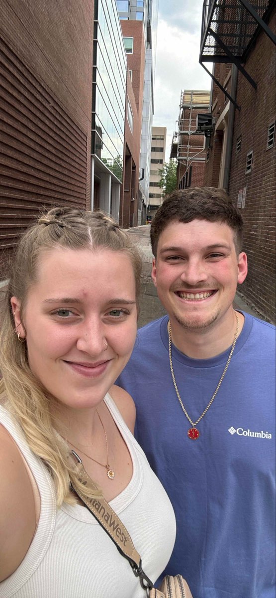 Zdjęcia polowania na padlinożerców na Uniwersytecie w Denver