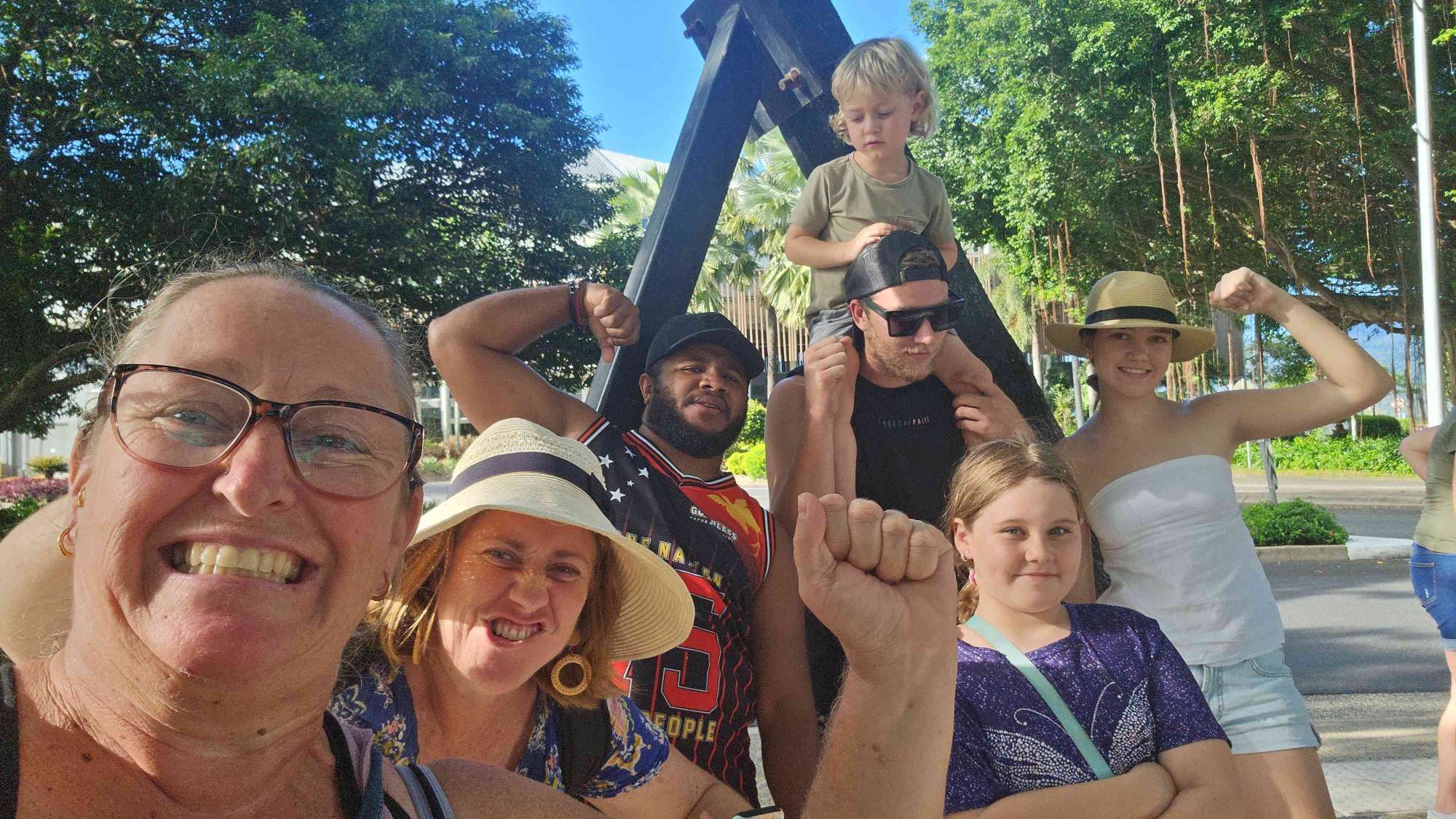 Cairns Scavenger Hunt (İpucu Avı) Fotoğrafları