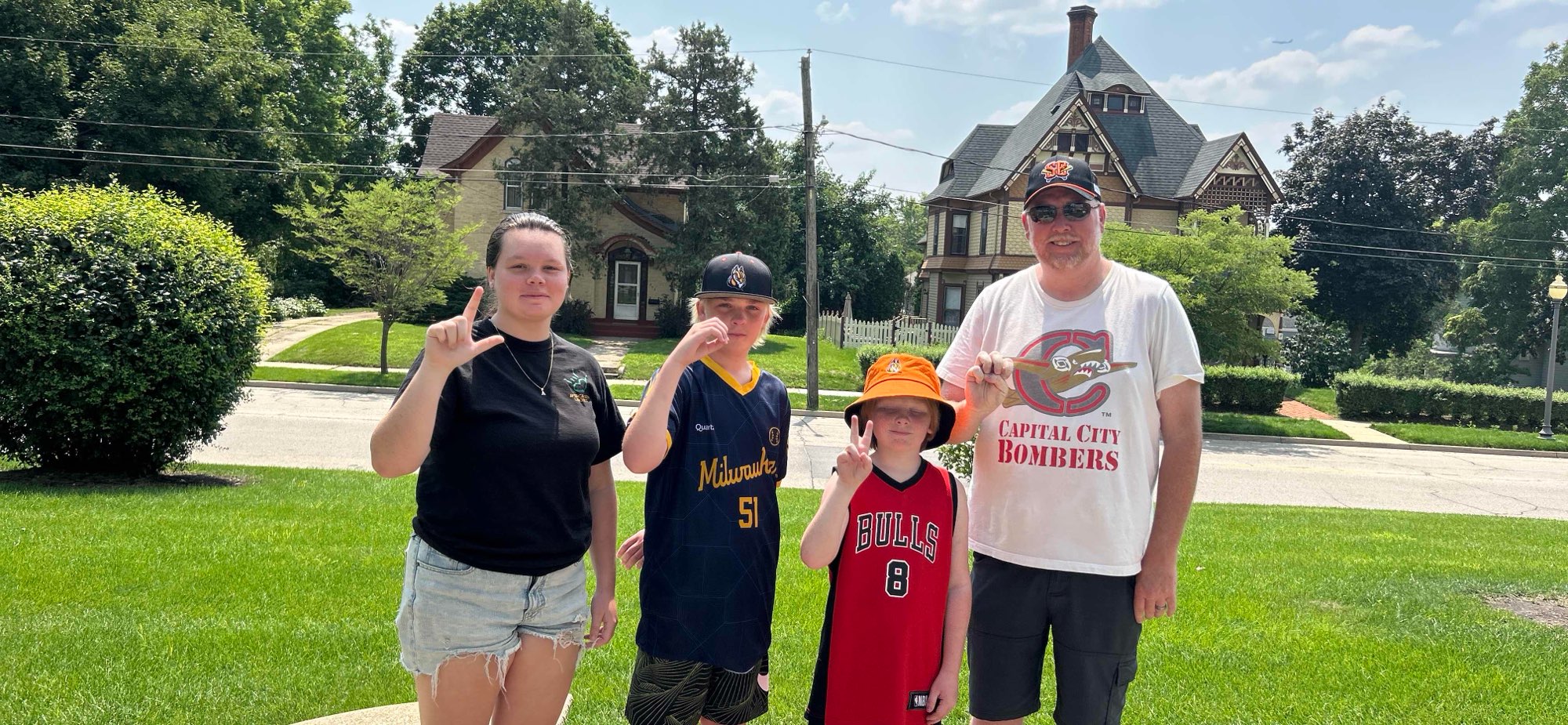 Elgin Scavenger Hunt (Kovalamaca Oyunu) fotoğraf galerisi