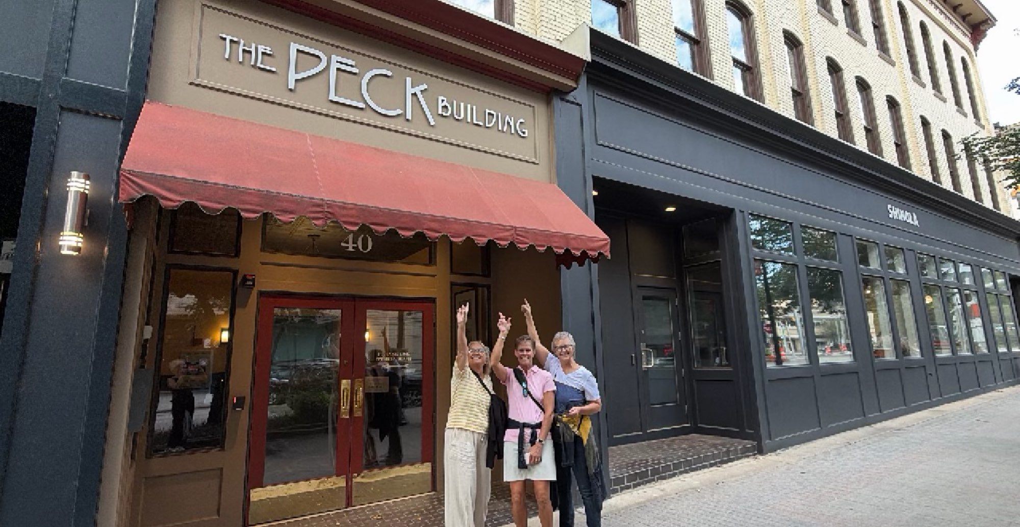 รูปภาพการตามล่าหาสมบัติ Grand Rapids Michigan Uptown Scavenger Hunt