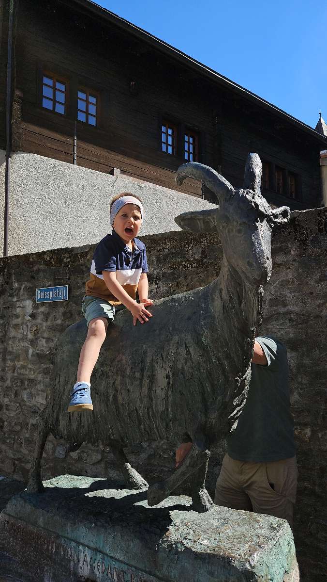 Fotos da caça ao tesouro de Brig Scavenger Hunt