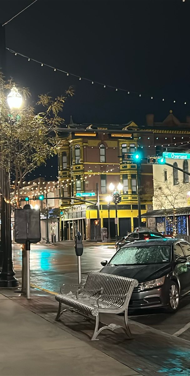 team building scavenger hunt