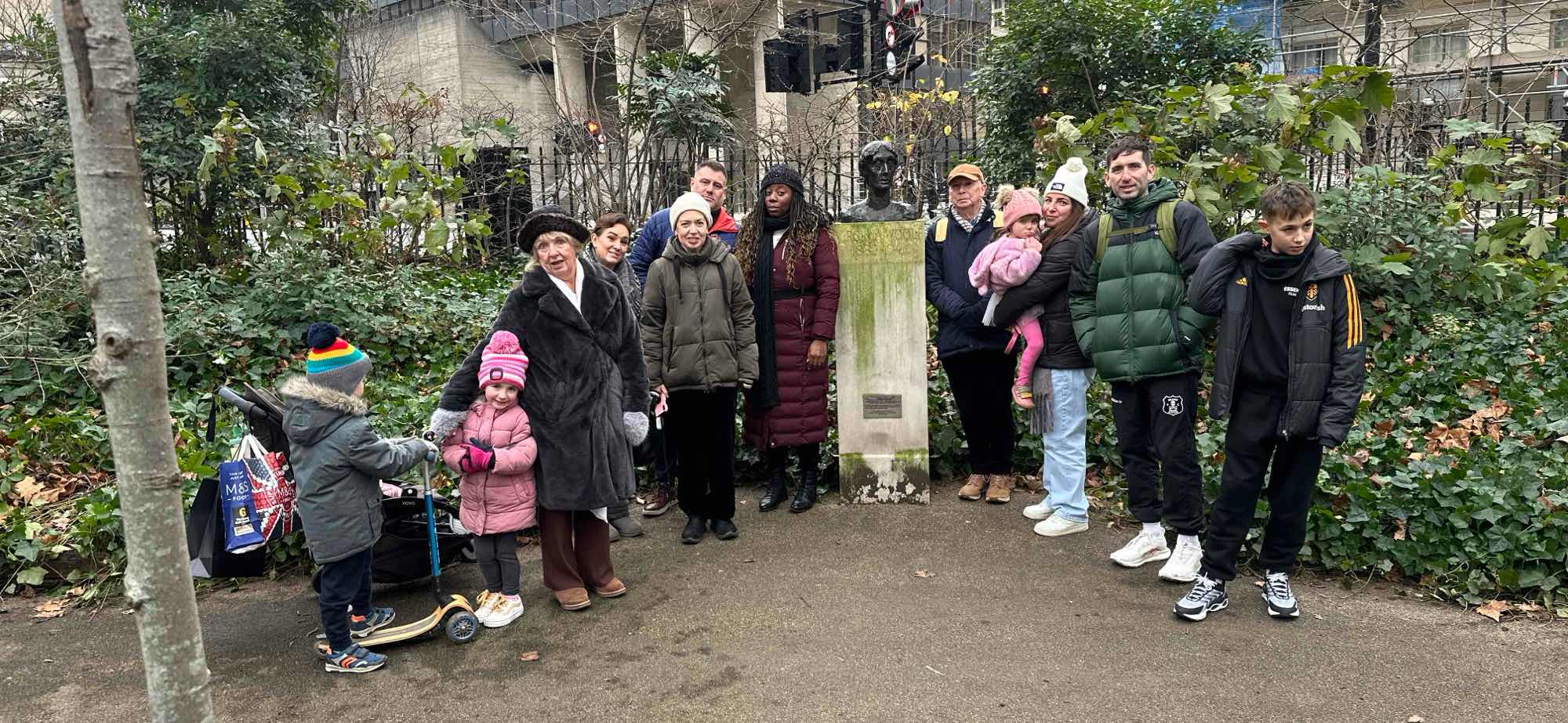 team building scavenger hunt