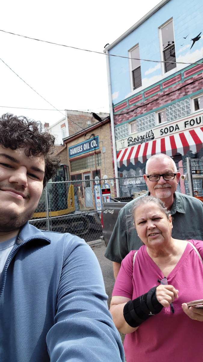 team building scavenger hunt