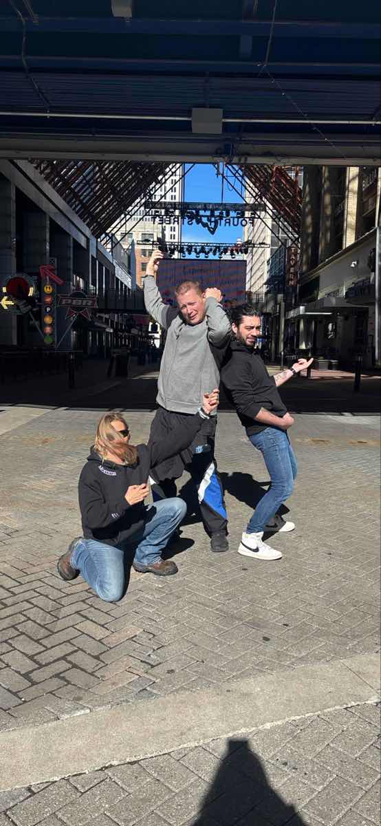 Louisville Kentucky Downtown Scavenger Hunt scavenger hunt photos