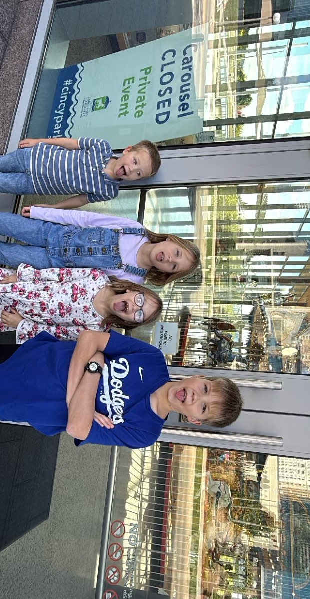 Cincinnati Scavenger Hunt scavenger hunt photos