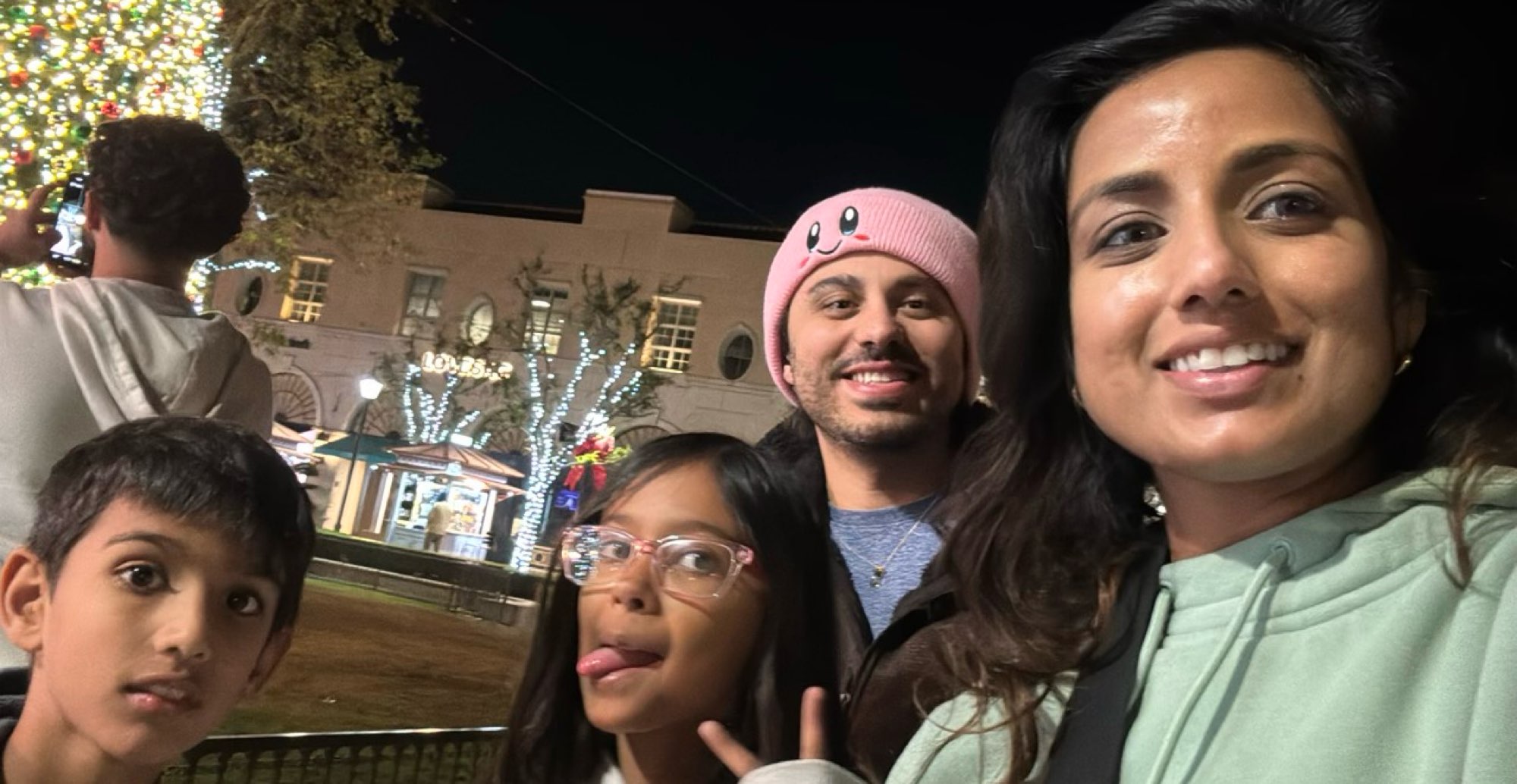 team building scavenger hunt