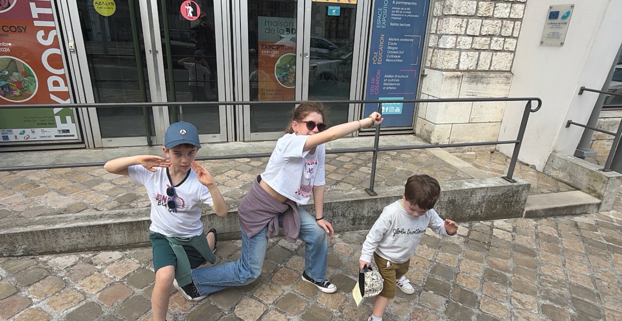 team building scavenger hunt