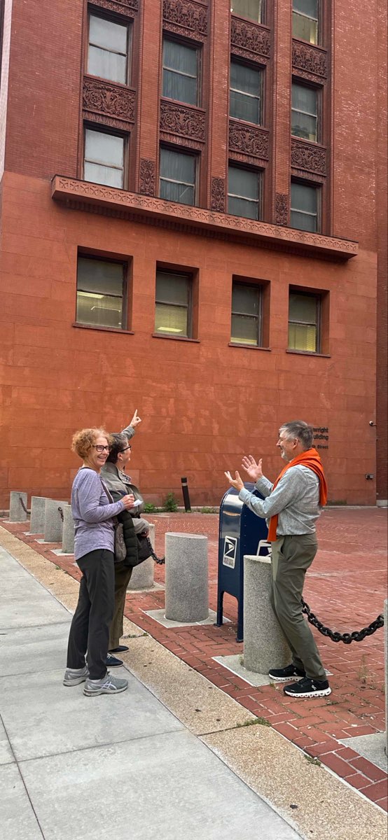 Saint Louis University Scavenger Hunt scavenger hunt photos