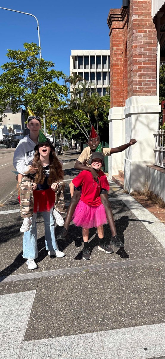 חיפוש אוצרות לבניית צוות