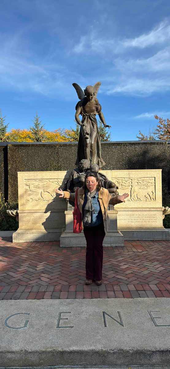 Chicago Bar Crawl scavenger hunt photos