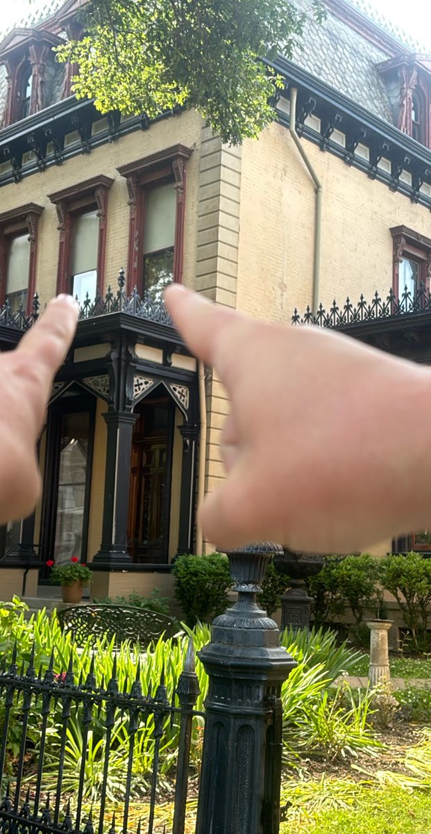 Fotografii ale vânătorii de comori din Evansville