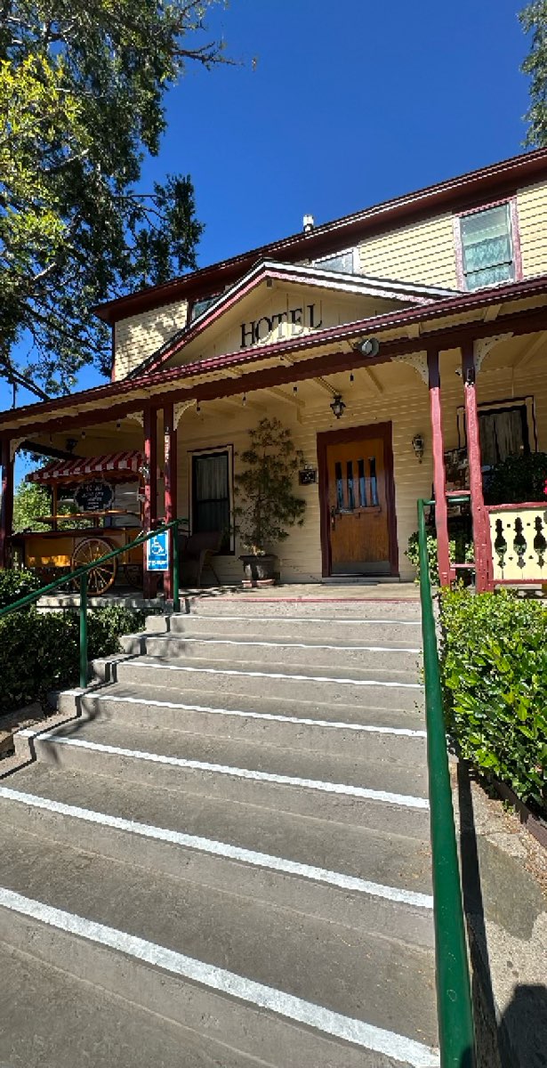 ジュリアン・スカベンジャーハントのスカベンジャーハント写真