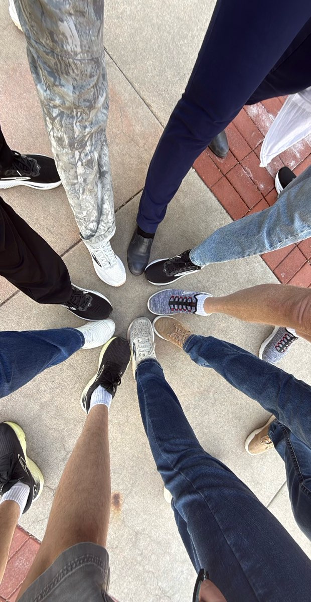 team building scavenger hunt