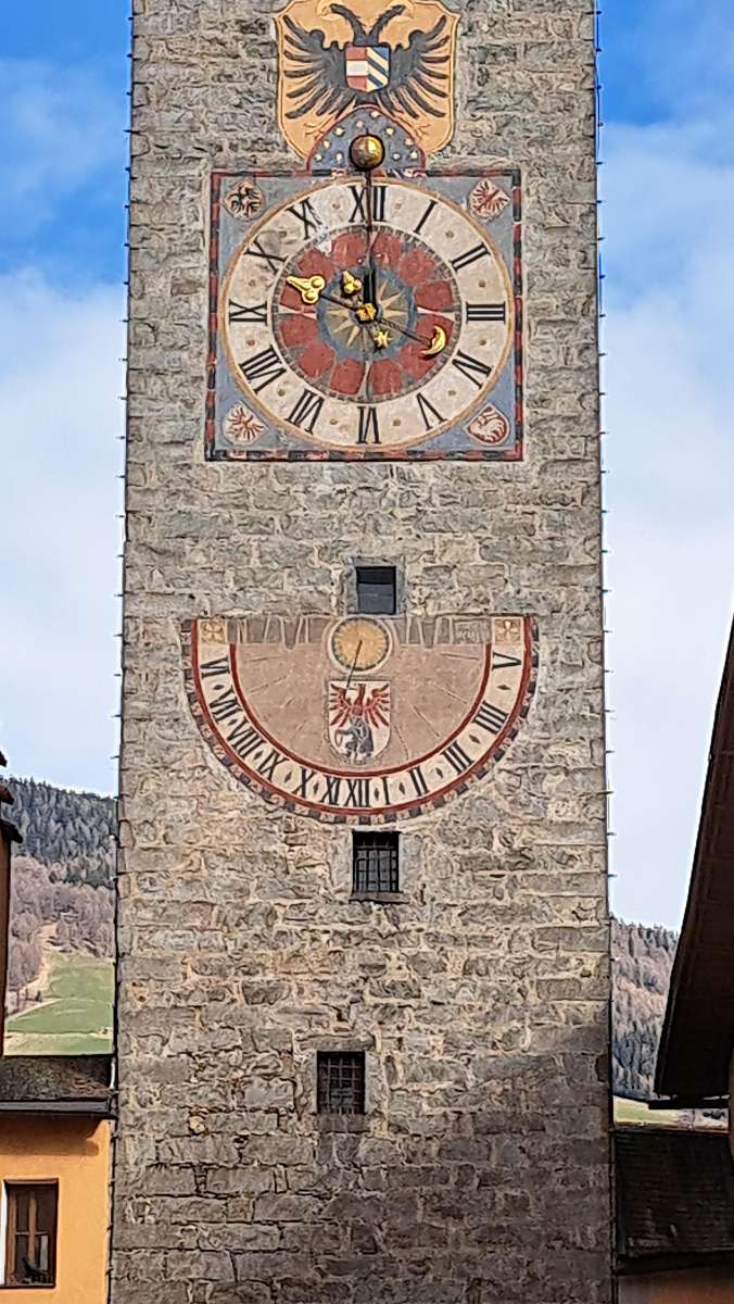 team building scavenger hunt