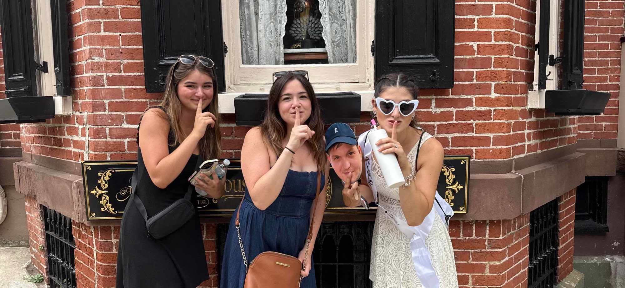 team building scavenger hunt