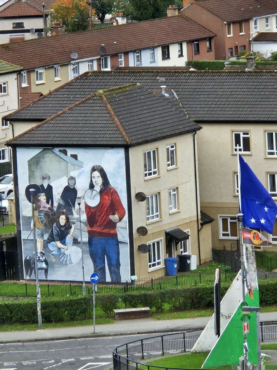 Londonderry Scavenger Hunt scavenger hunt photos