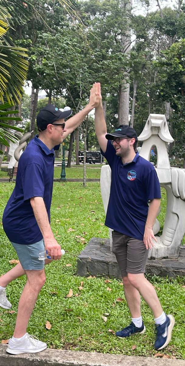 team building scavenger hunt