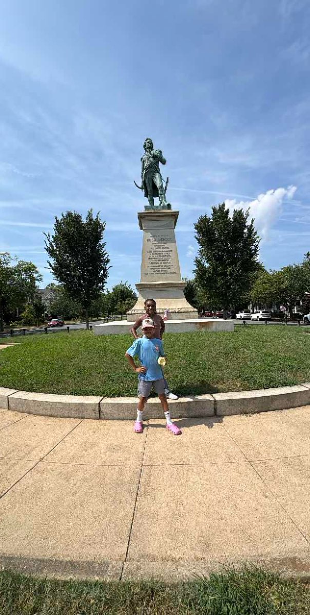 Fredericksburg Virginia Ghost Tour scavenger hunt photos