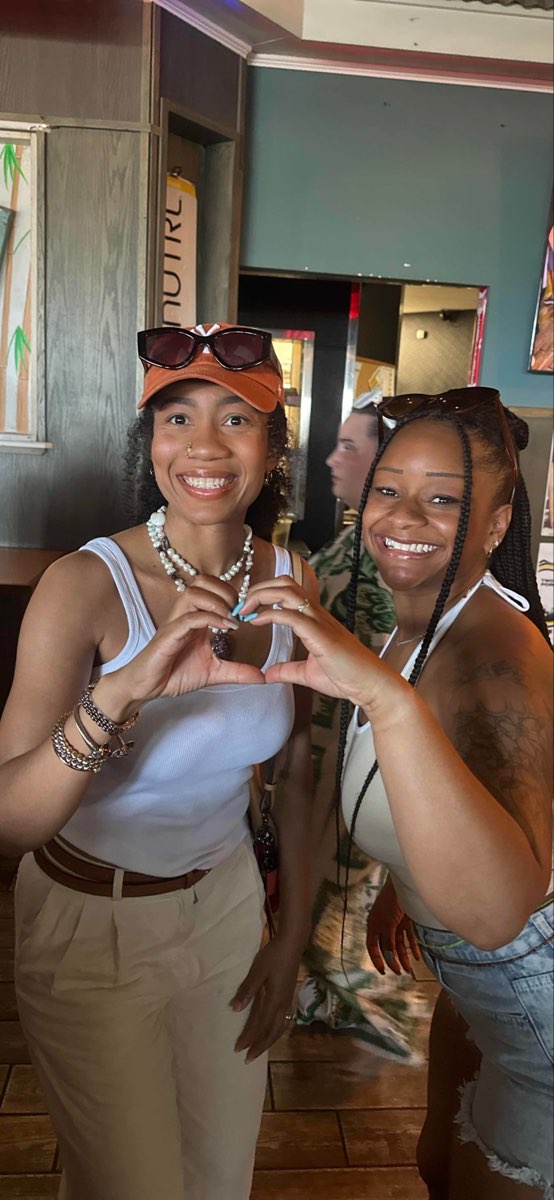 Virginia Beach Downtown Scavenger Hunt scavenger hunt photos