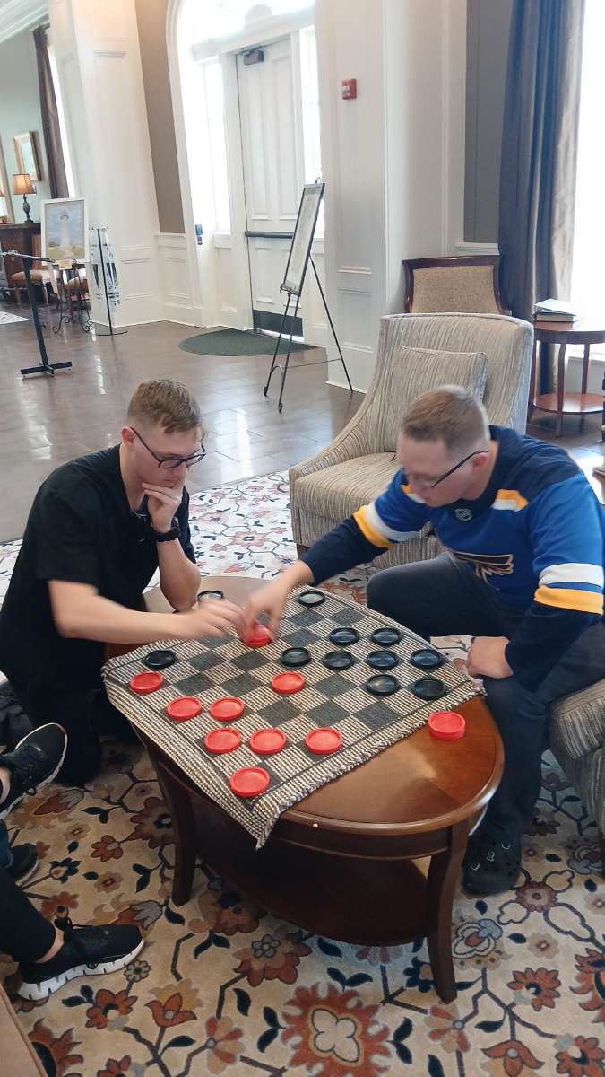 team building scavenger hunt