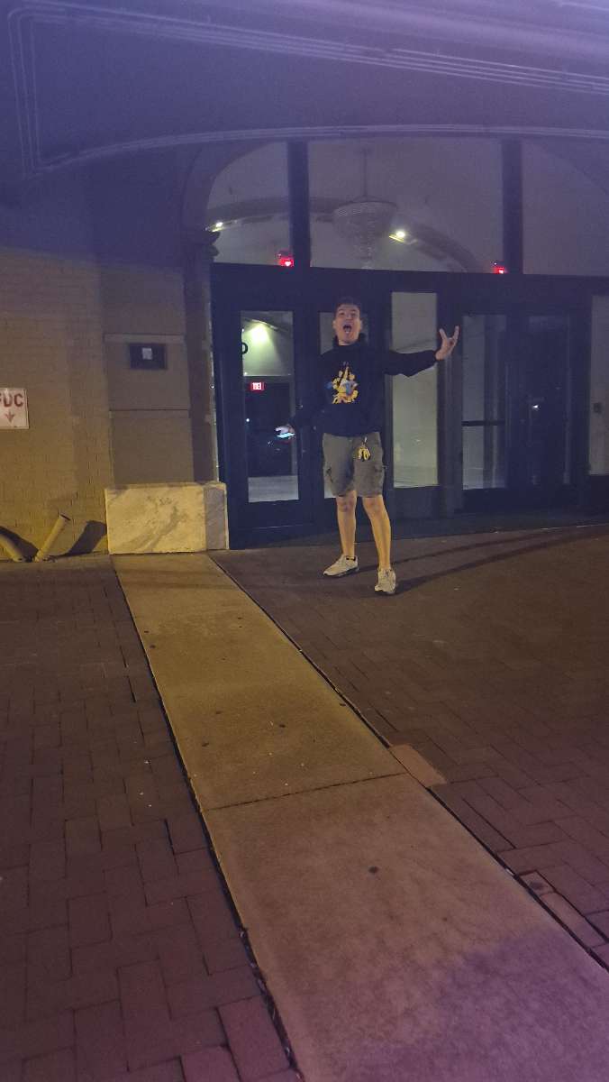 team building scavenger hunt