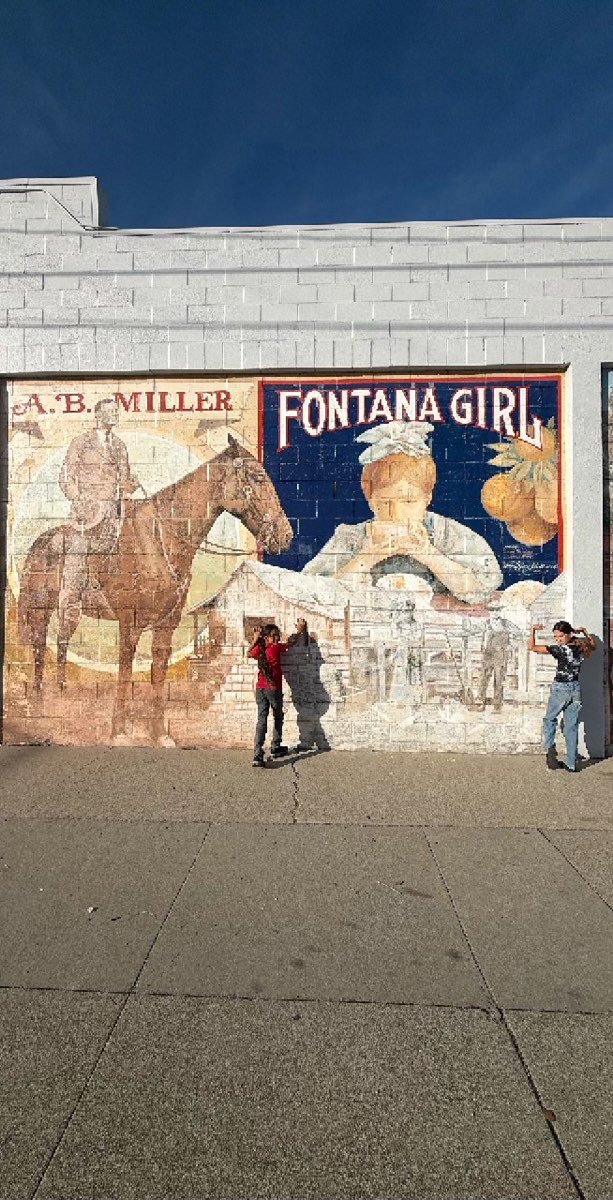 Fontana Scavenger Hunt hazine av&inodot; foto&gbreve;raflar&inodot;