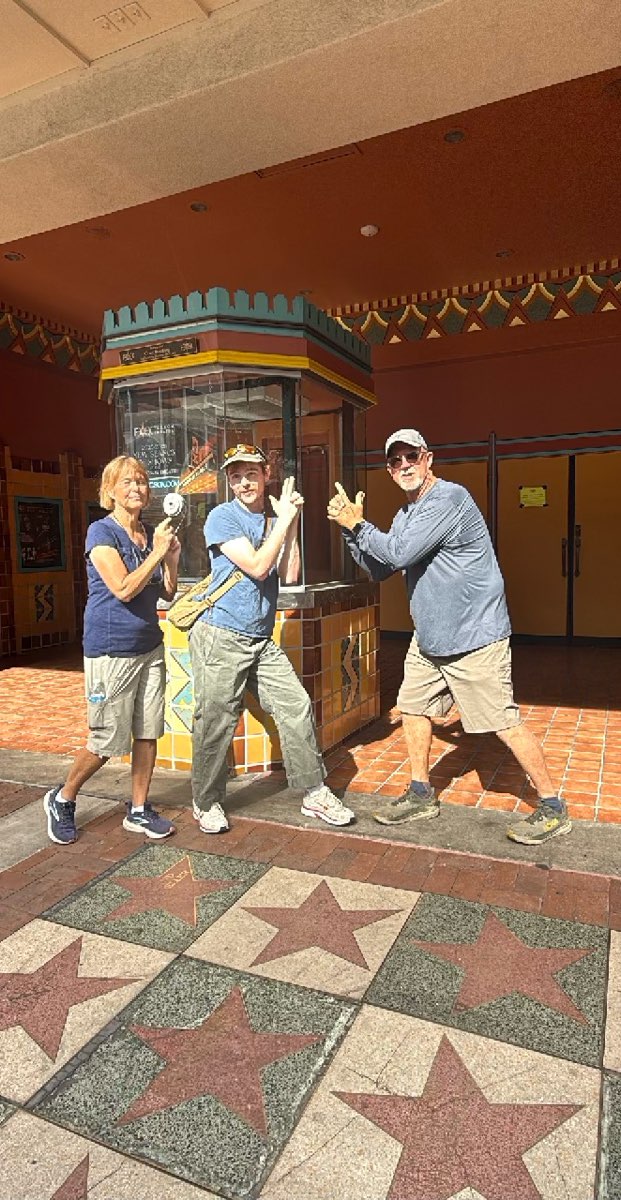 team building scavenger hunt