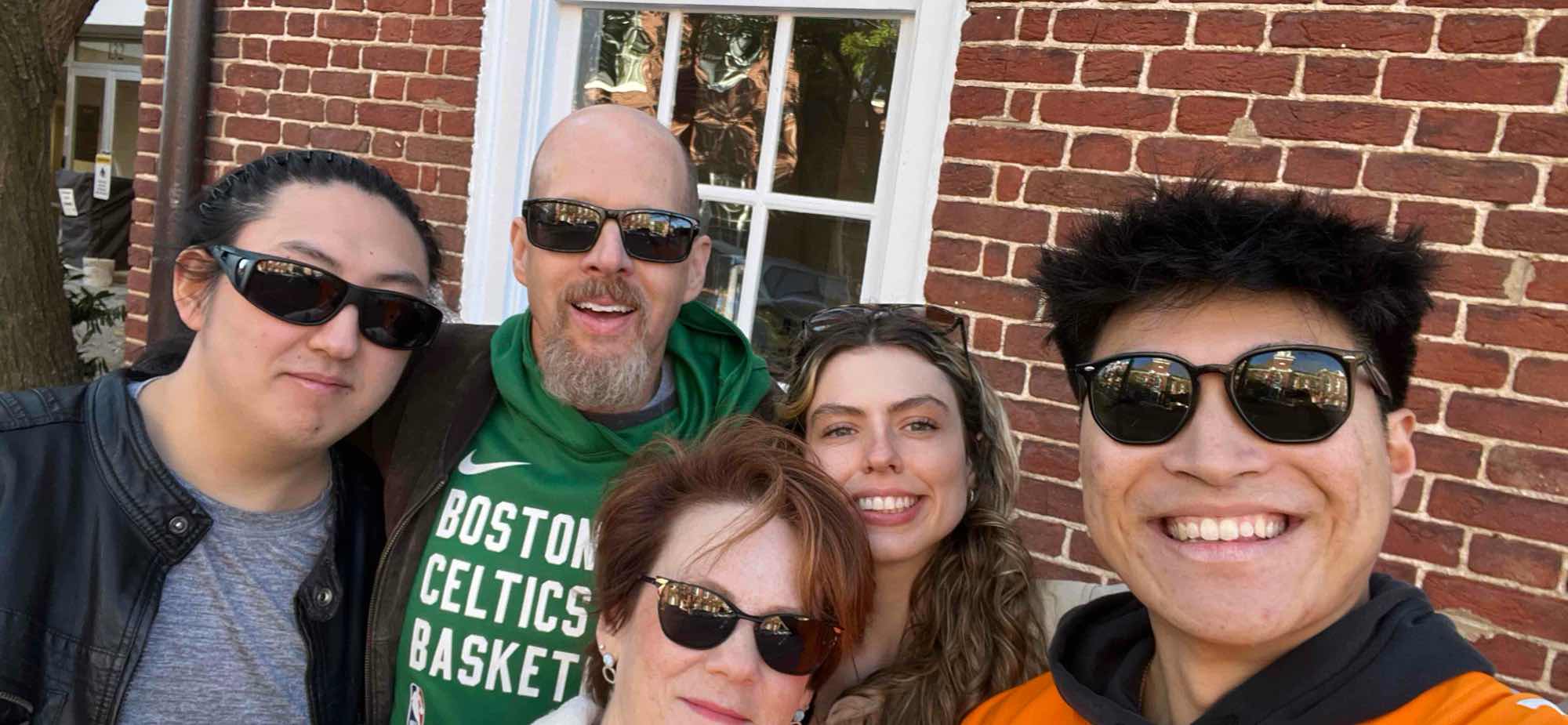 team building scavenger hunt