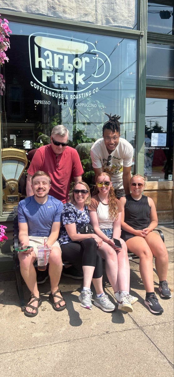 애슈타뷸라 스캐빈저 헌트 사진