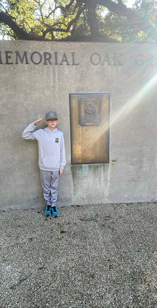 Baton Rouge Bar Crawl scavenger hunt photos