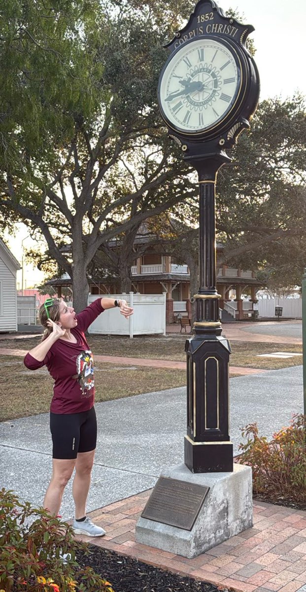 team building scavenger hunt