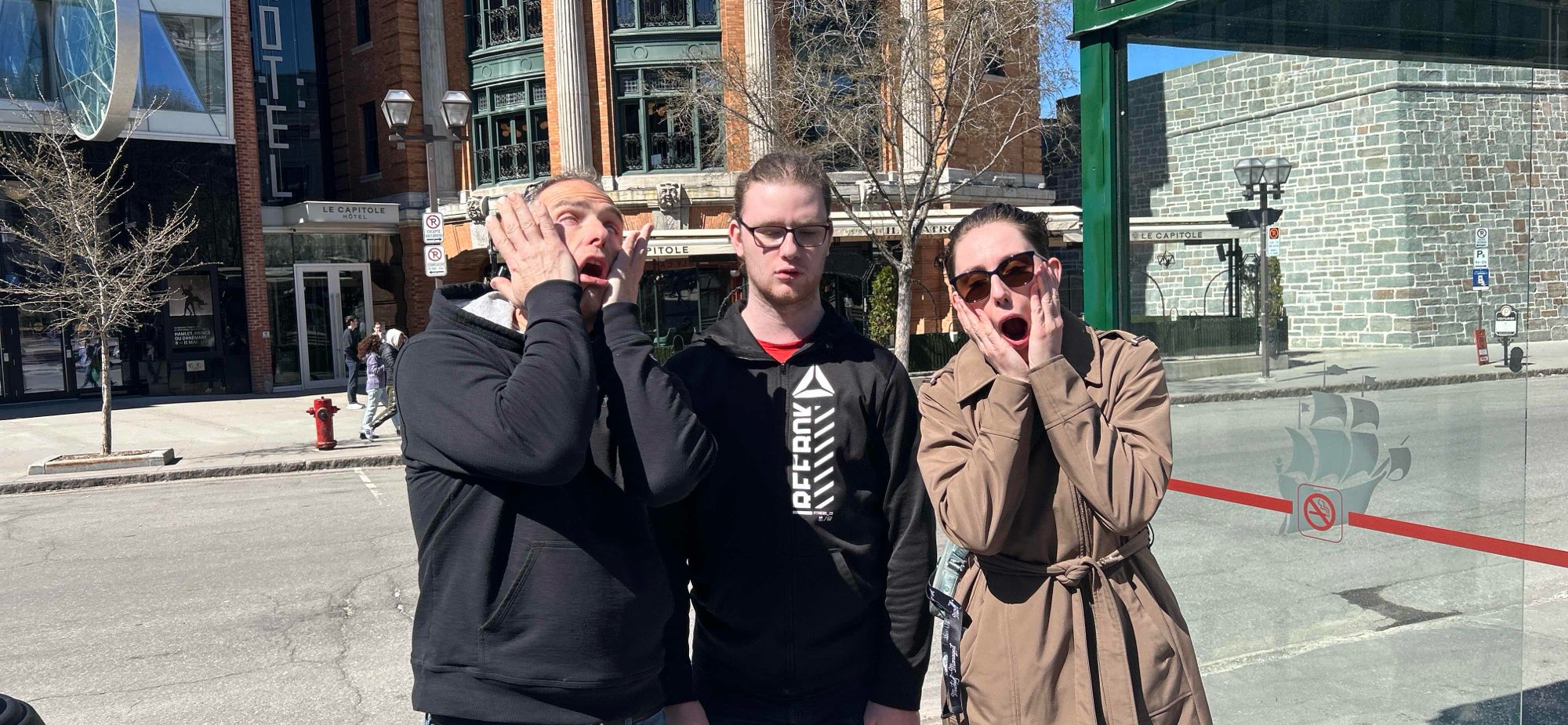 &Phi;&omega;&tau;&omicron;&gamma;&rho;&alpha;&phi;ί&epsi;&sigmav; &alpha;&pi;ό &tau;&omicron; &Kappa;&upsi;&nu;ή&gamma;&iota; &Theta;&eta;&sigma;&alpha;&upsi;&rho;&omicron;ύ &tau;&eta;&sigmav; &Pi;ό&lambda;&eta;&sigmav; &tau;&omicron;&upsi; &Kappa;&epsi;&mu;&pi;έ&kappa;