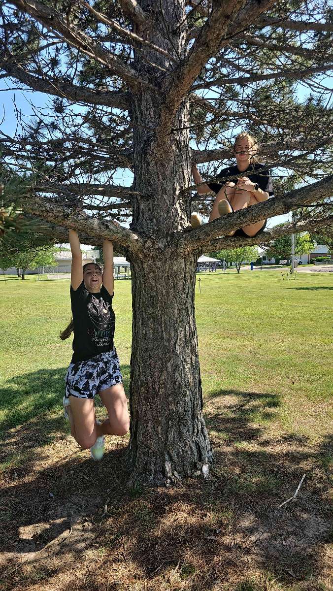 Zdjęcia z gry terenowej Oakley Scavenger Hunt