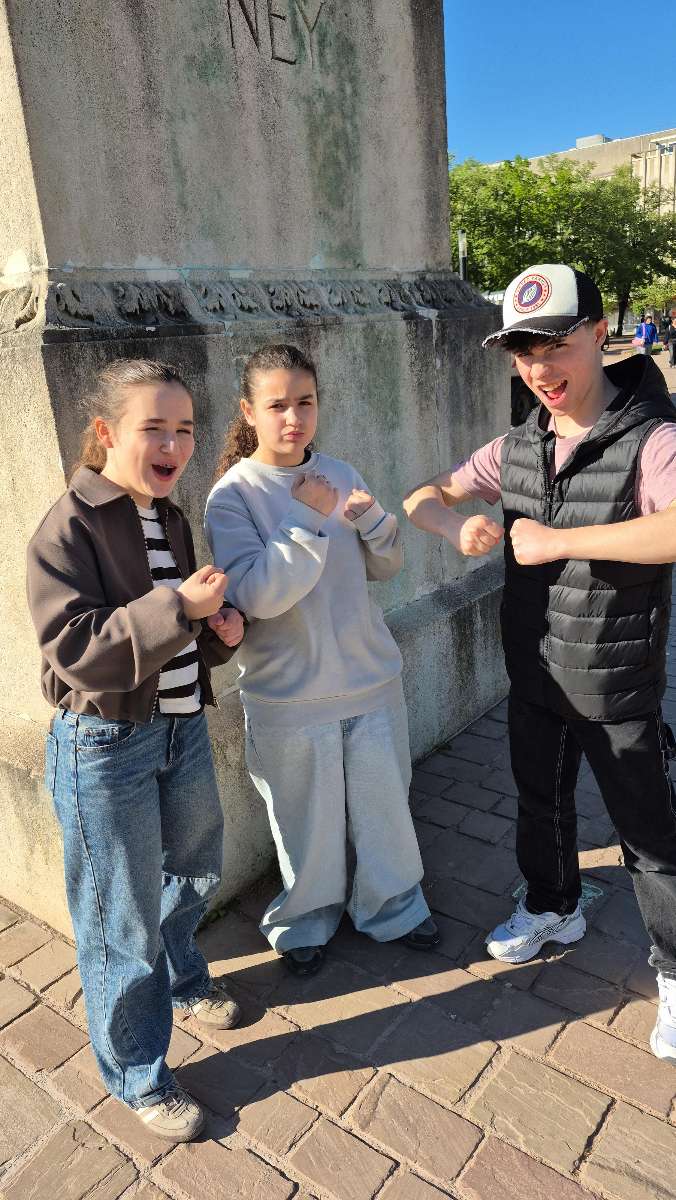 Metz Scavenger Hunt scavenger hunt photos