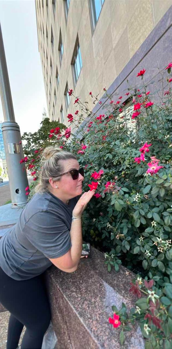 team building scavenger hunt