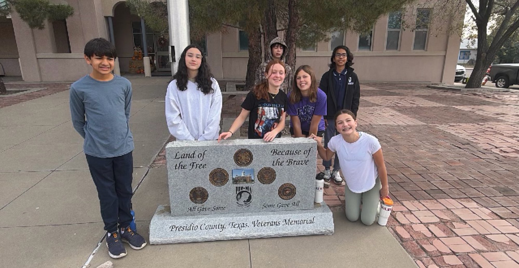 &Fcy;&ocy;&tcy;&ocy;&gcy;&rcy;&acy;&fcy;&icy;&icy; &scy; &kcy;&vcy;&iecy;&scy;&tcy;&acy; &laquo;&Pcy;&ocy;&icy;&scy;&kcy; &scy;&ocy;&kcy;&rcy;&ocy;&vcy;&icy;&shchcy; &vcy; &tscy;&iecy;&ncy;&tcy;&rcy;&iecy; &Mcy;&acy;&rcy;&fcy;&ycy;&raquo;