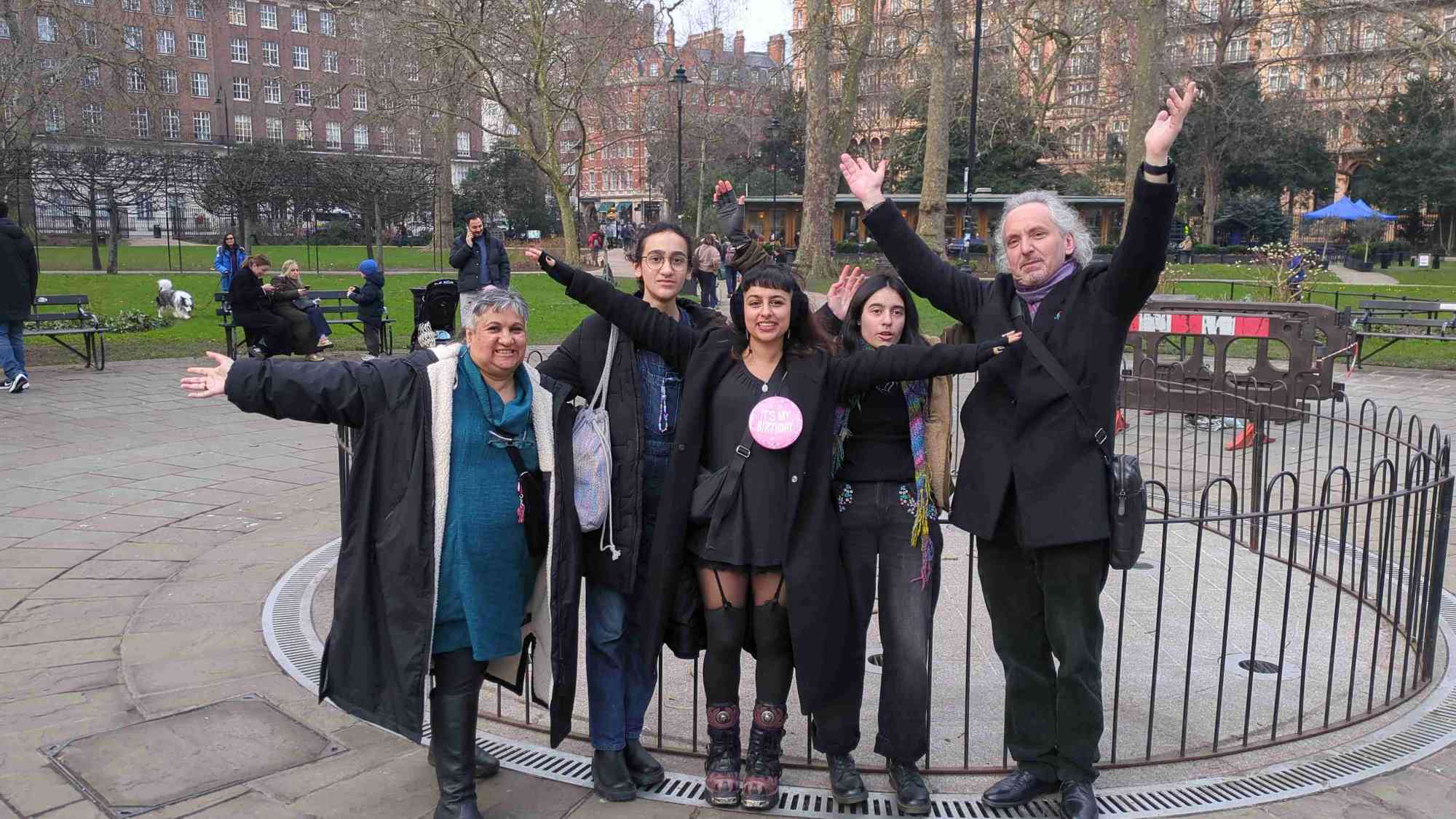 Cultura Pop&colon; caccia al tesoro alle location di The Travel Book Co&period; foto scavenger hunt