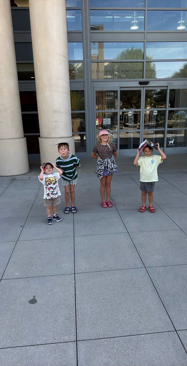 team building scavenger hunt