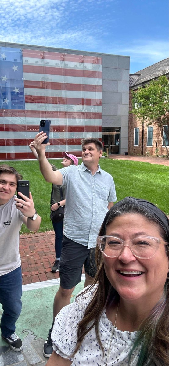 team building scavenger hunt