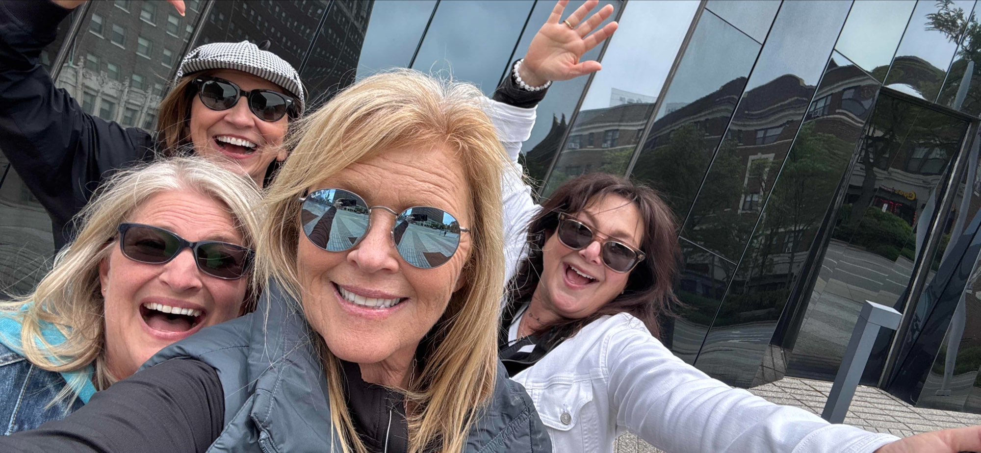 team building scavenger hunt