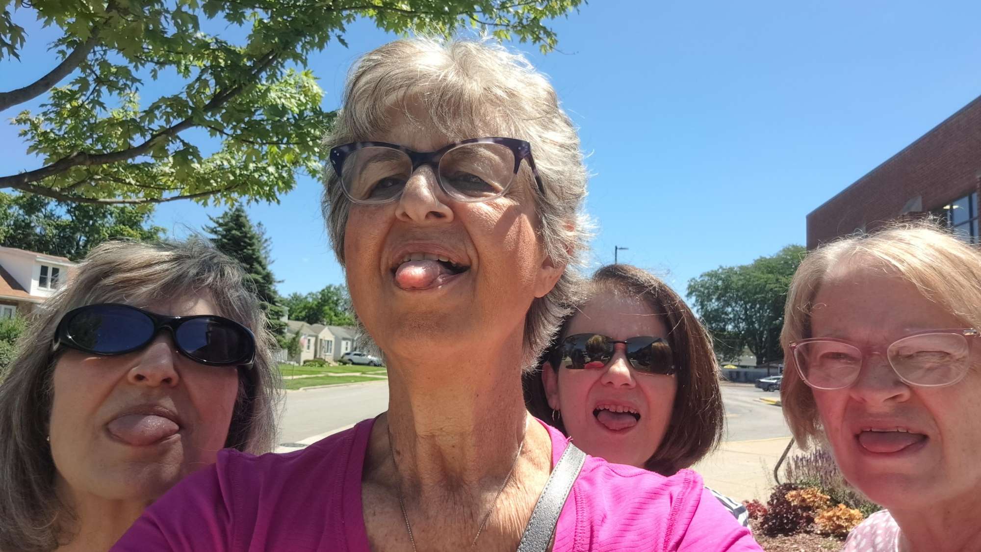 team building scavenger hunt