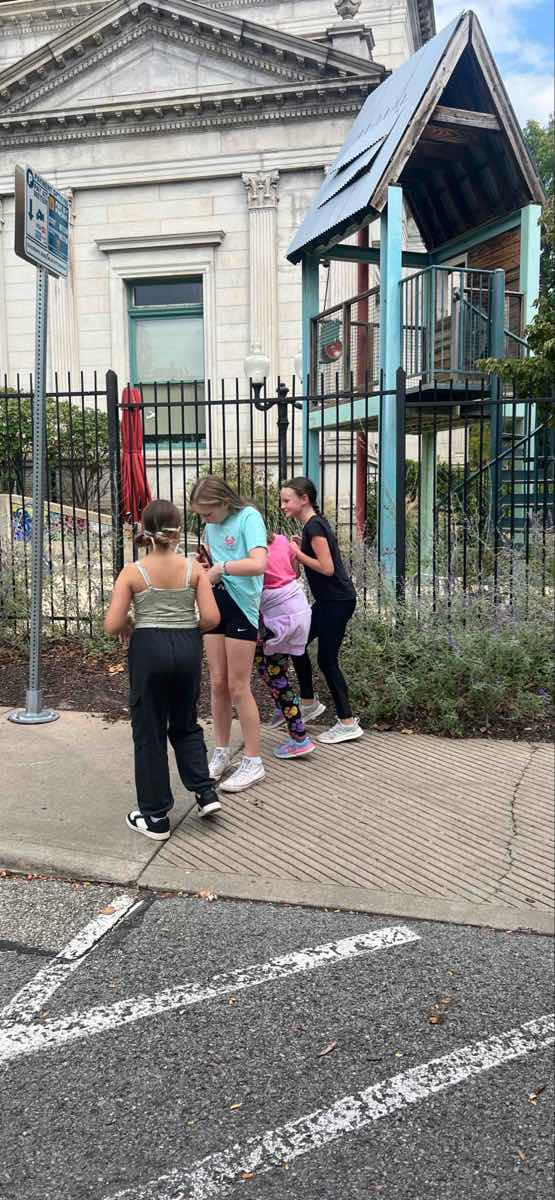 Zdj&eogon;cia z podchod&oacute;w na Chatham University