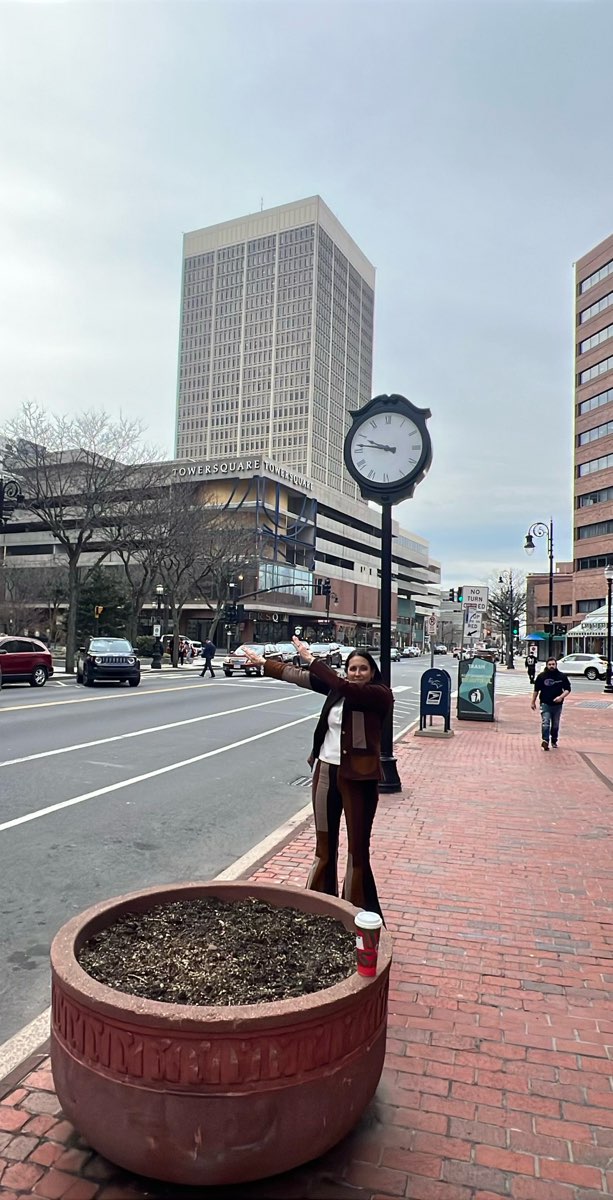 team building scavenger hunt