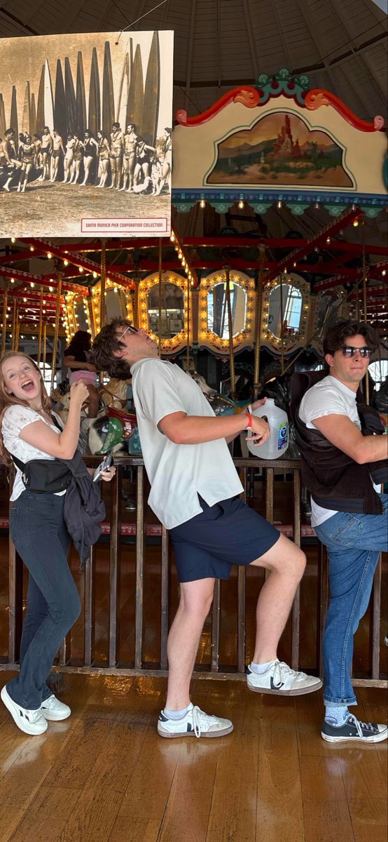 Santa Monica Scavenger Hunt scavenger hunt photos