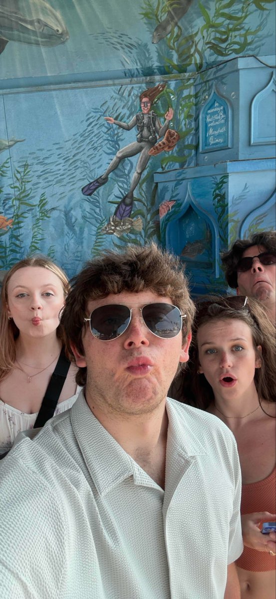 Santa Monica Scavenger Hunt scavenger hunt photos