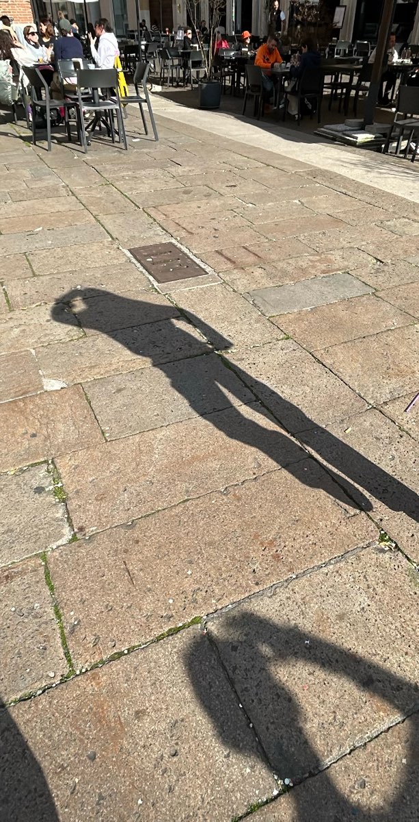 team building scavenger hunt