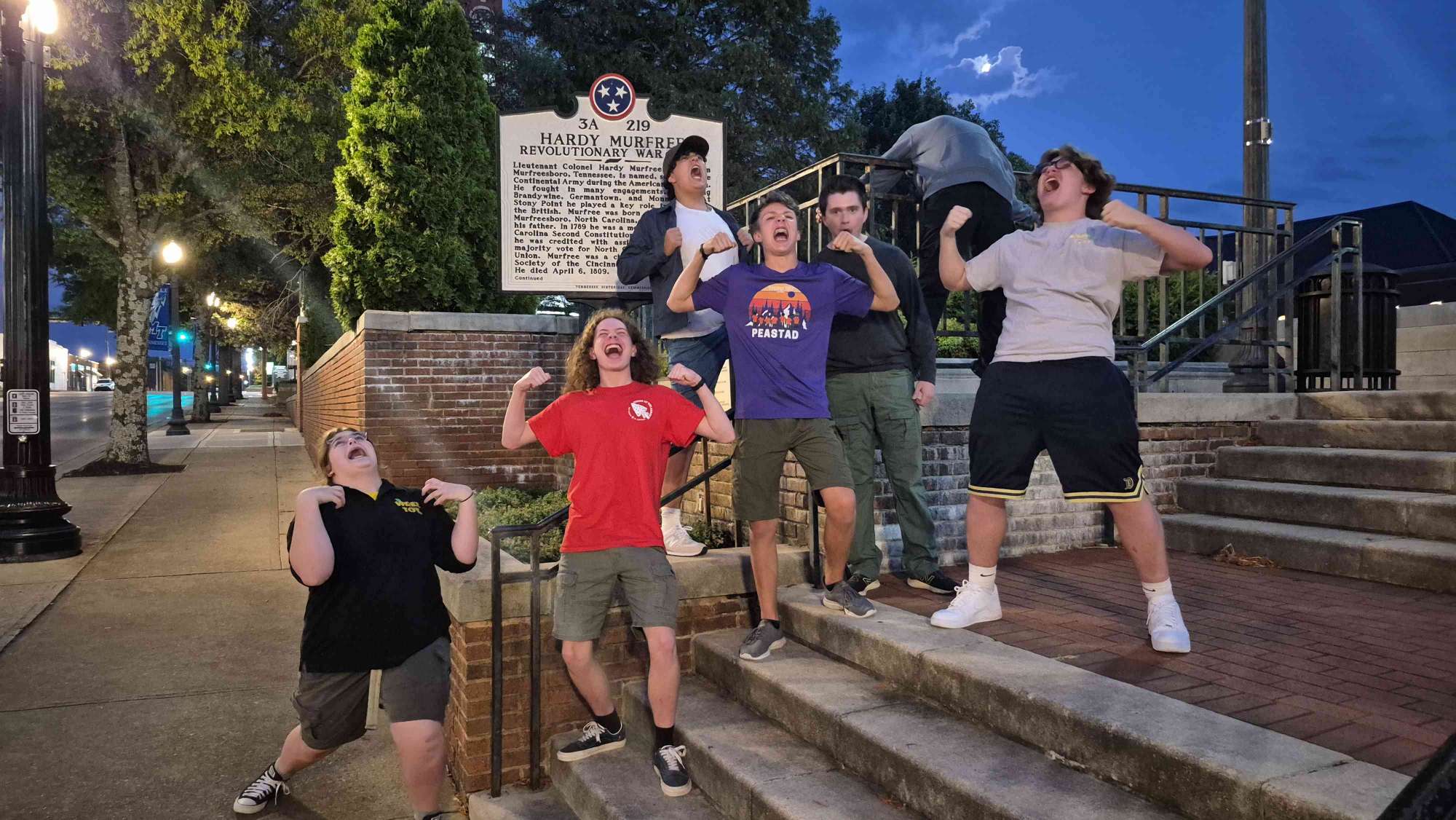 Murfreesboro Tennessee Scavenger Hunt scavenger hunt photos