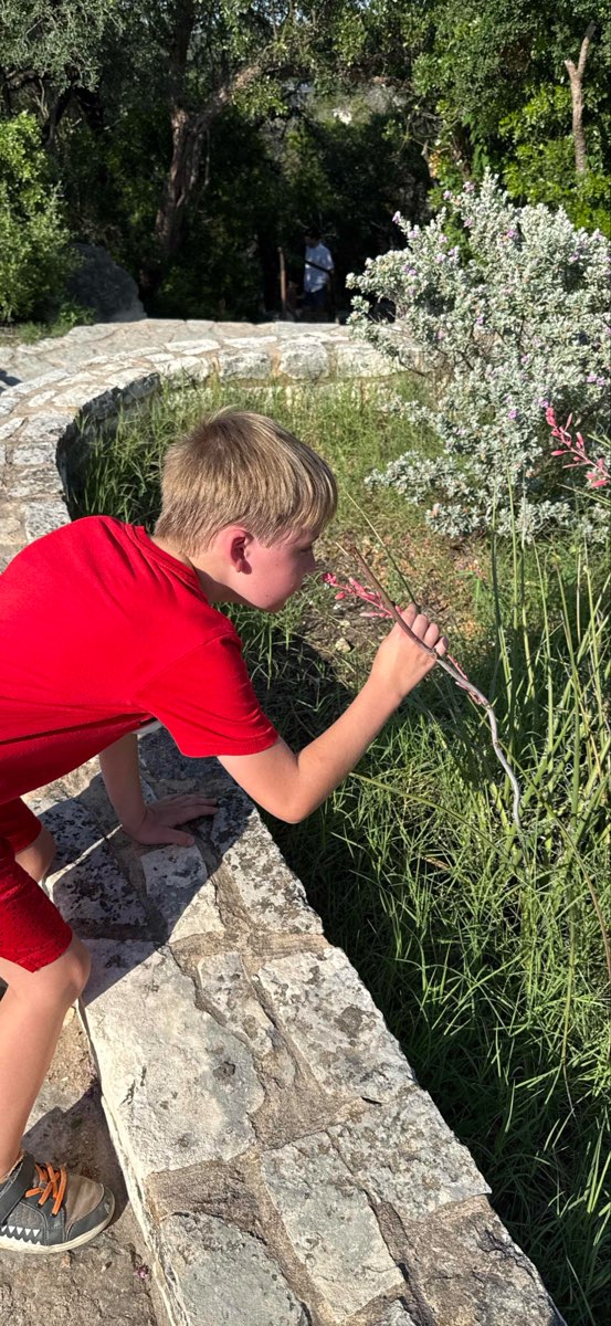 Austin Texas Ghost Tour scavenger hunt photos