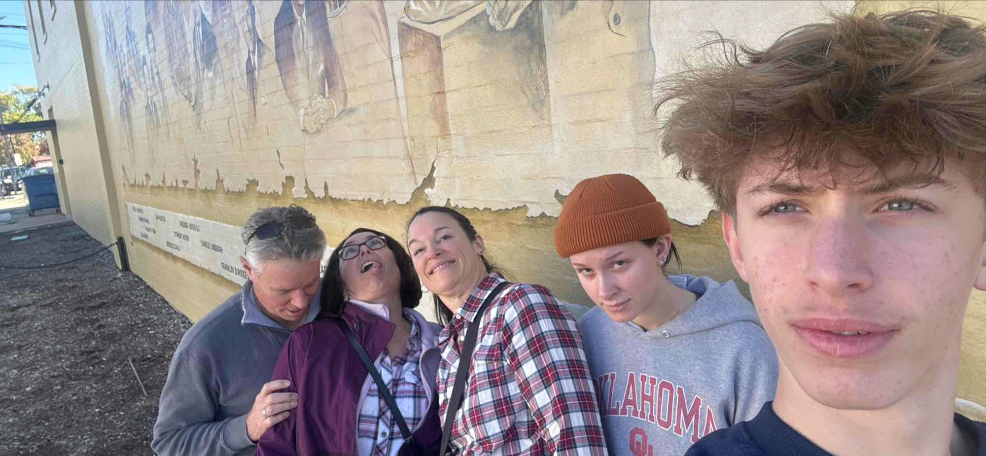 Foto's van de Grapevine Scavenger Hunt speurtocht